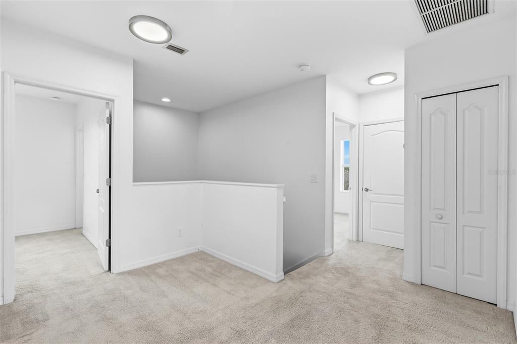 For Sale: $499,000 (4 beds, 2 baths, 2084 Square Feet)