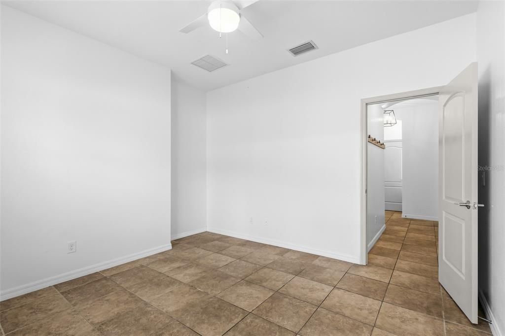 For Sale: $499,000 (4 beds, 2 baths, 2084 Square Feet)