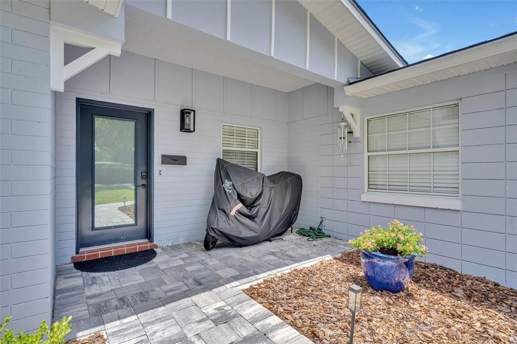 For Rent: $4,295 (4 beds, 2 baths, 1702 Square Feet)