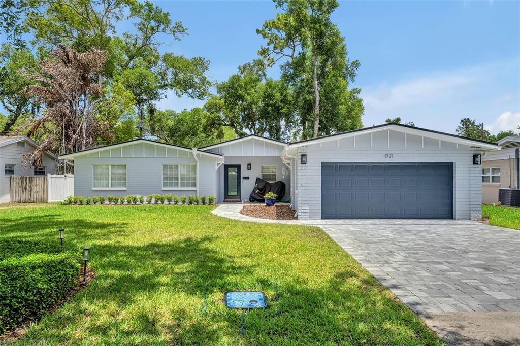 For Rent: $4,295 (4 beds, 2 baths, 1702 Square Feet)