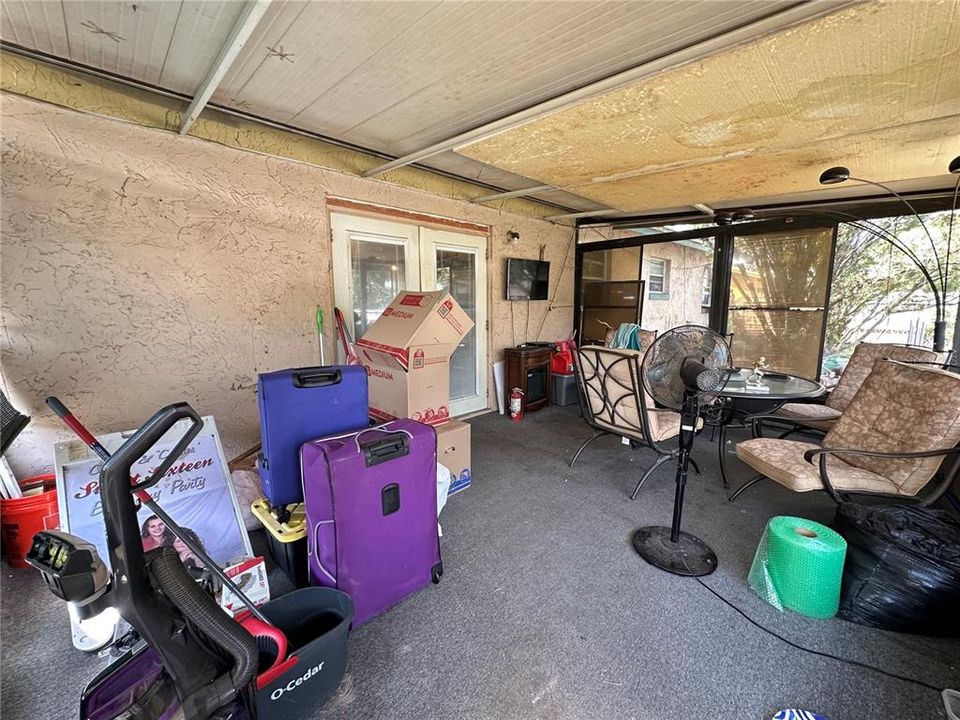 Activo con contrato: $269,000 (3 camas, 2 baños, 1208 Pies cuadrados)
