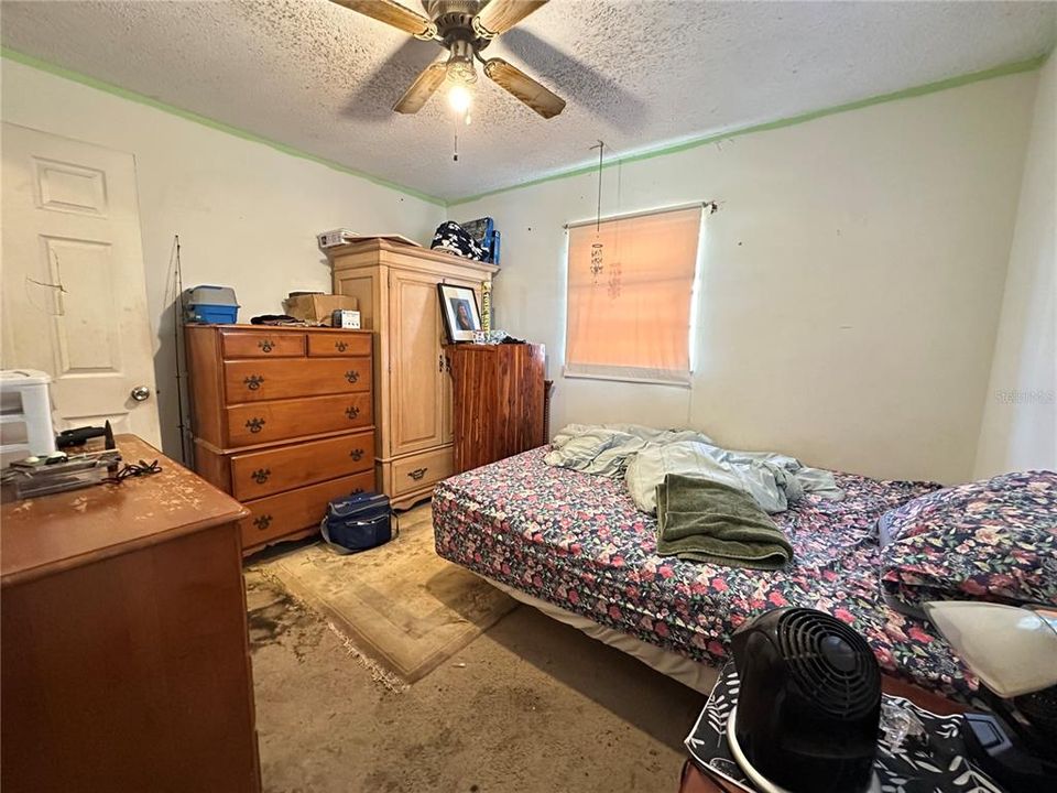 Activo con contrato: $269,000 (3 camas, 2 baños, 1208 Pies cuadrados)