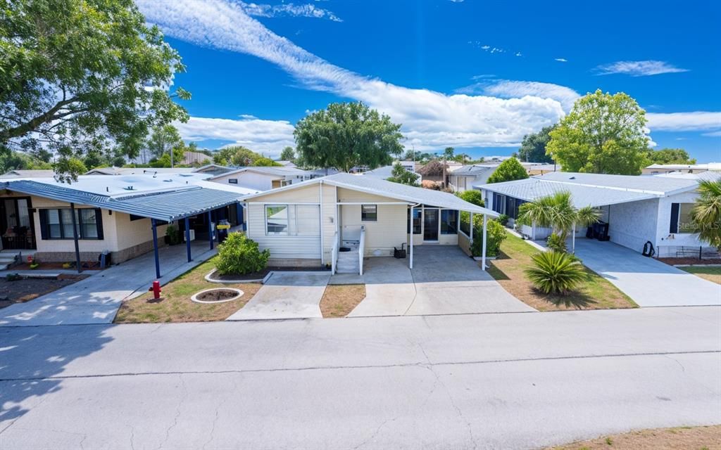 For Sale: $189,000 (2 beds, 2 baths, 868 Square Feet)