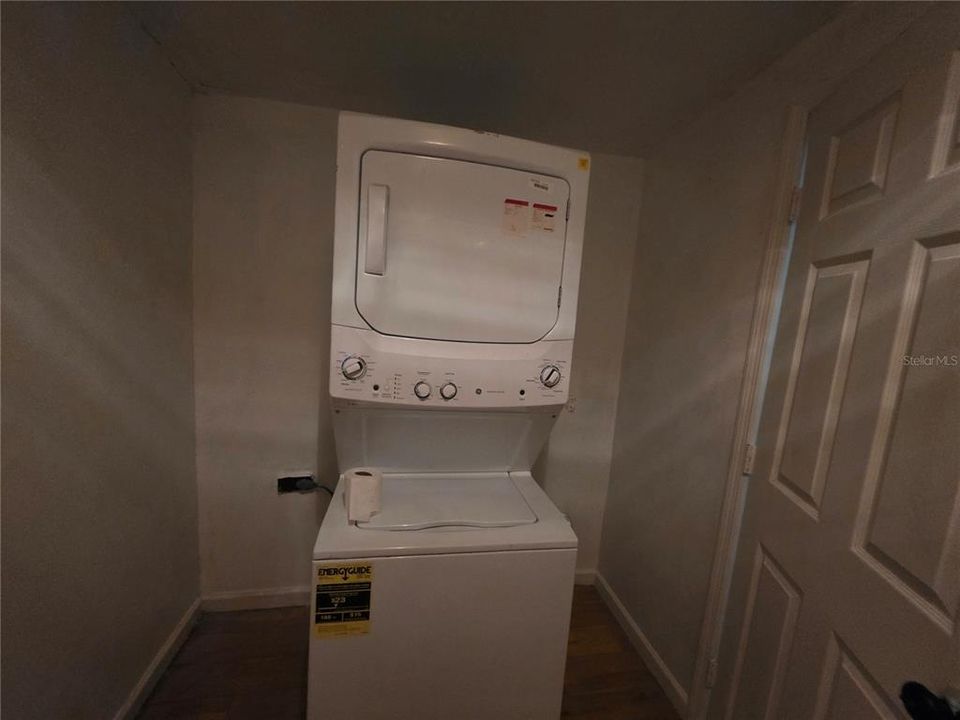 For Sale: $290,000 (4 beds, 2 baths, 1161 Square Feet)