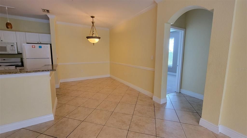 For Rent: $2,700 (3 beds, 2 baths, 1480 Square Feet)