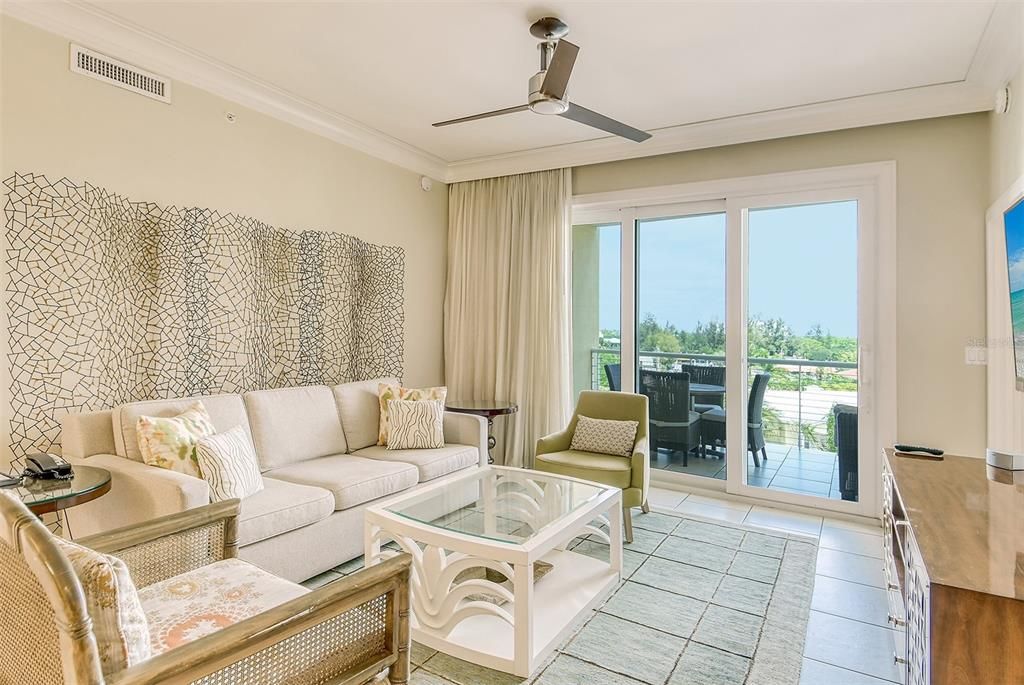 For Sale: $100,000 (2 beds, 3 baths, 1750 Square Feet)