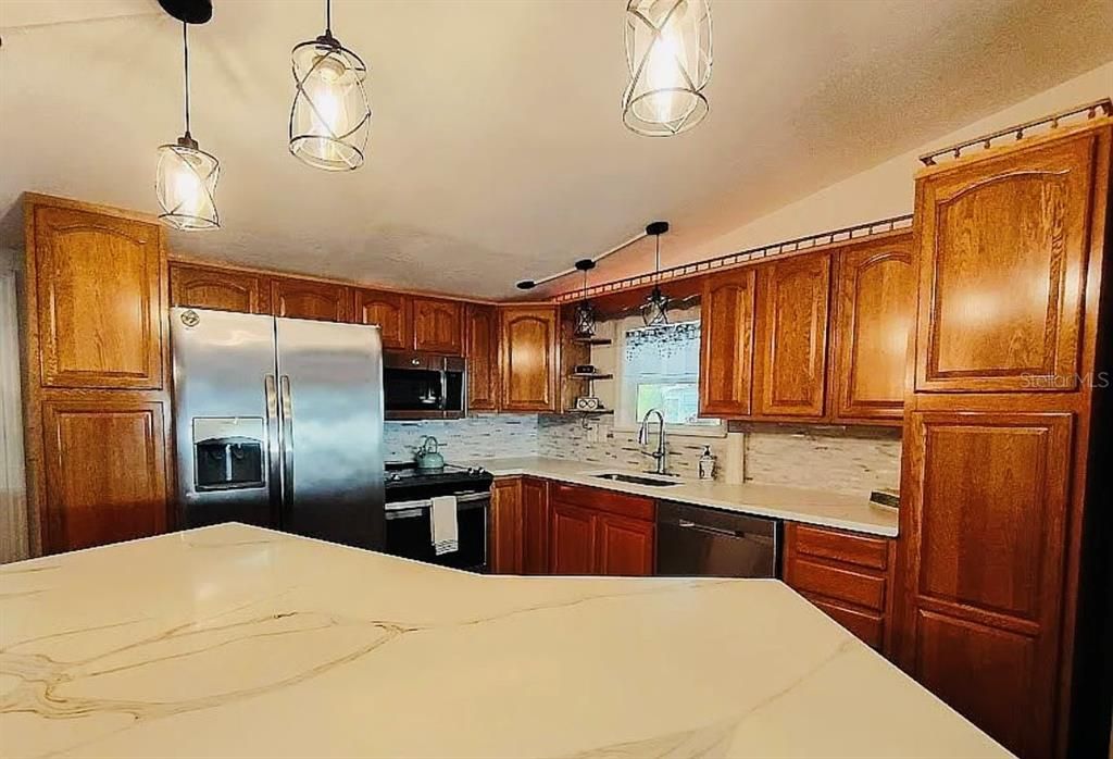 En Venta: $249,000 (2 camas, 2 baños, 1110 Pies cuadrados)