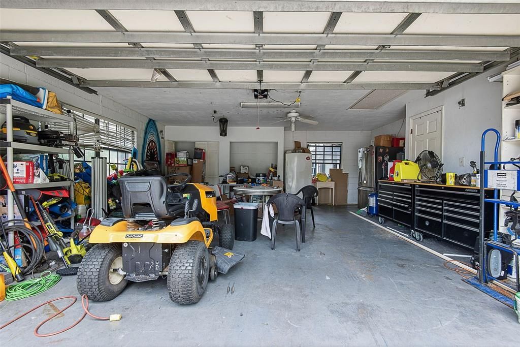 На продажу: $640,000 (5 спален, 3 ванн, 3976 Квадратных фут)
