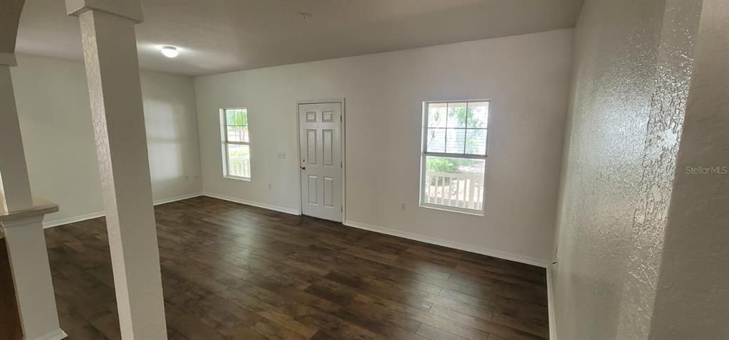 For Rent: $1,850 (2 beds, 2 baths, 1289 Square Feet)