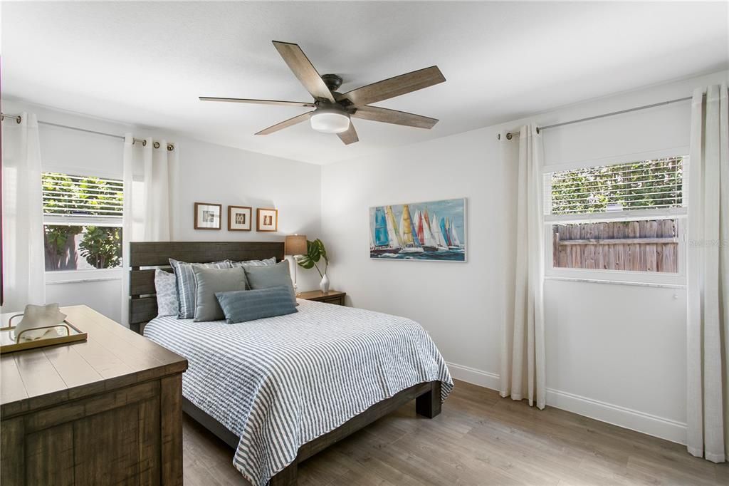En Venta: $765,000 (3 camas, 2 baños, 1635 Pies cuadrados)