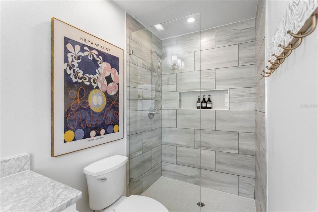 En Venta: $765,000 (3 camas, 2 baños, 1635 Pies cuadrados)
