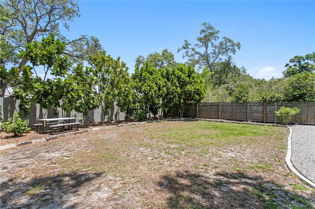 En Venta: $765,000 (3 camas, 2 baños, 1635 Pies cuadrados)