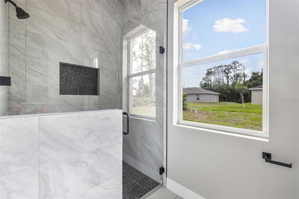 For Sale: $425,000 (3 beds, 2 baths, 1783 Square Feet)