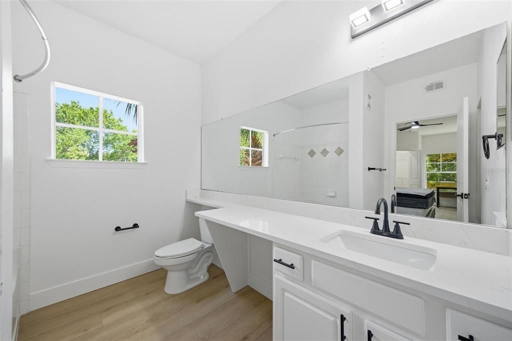 En Venta: $320,000 (2 camas, 2 baños, 1158 Pies cuadrados)