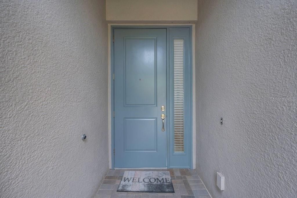 For Sale: $449,500 (3 beds, 3 baths, 1954 Square Feet)