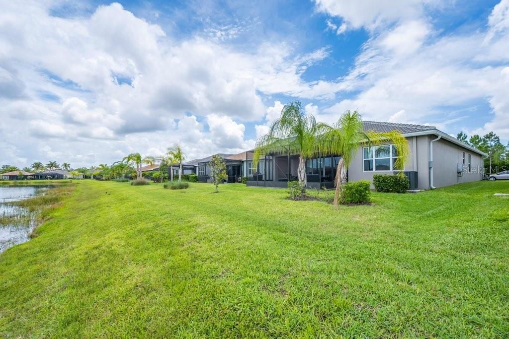 For Sale: $449,500 (3 beds, 3 baths, 1954 Square Feet)