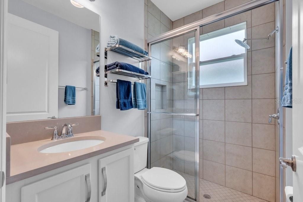 For Sale: $449,500 (3 beds, 3 baths, 1954 Square Feet)