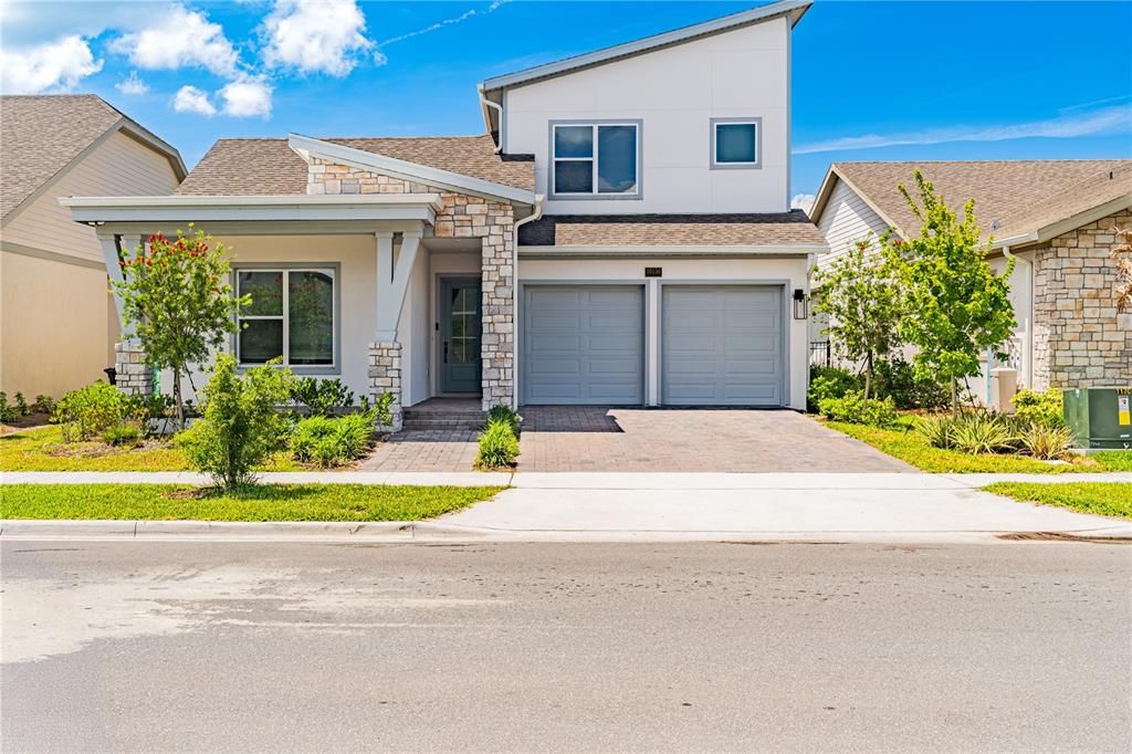 For Sale: $1,060,000 (5 beds, 3 baths, 3060 Square Feet)