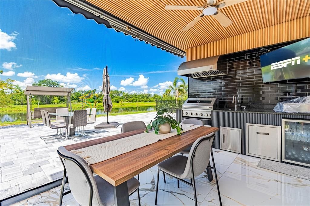 For Sale: $1,060,000 (5 beds, 3 baths, 3060 Square Feet)