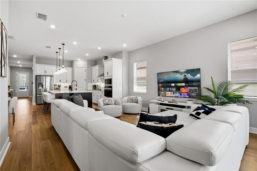 For Sale: $1,060,000 (5 beds, 3 baths, 3060 Square Feet)