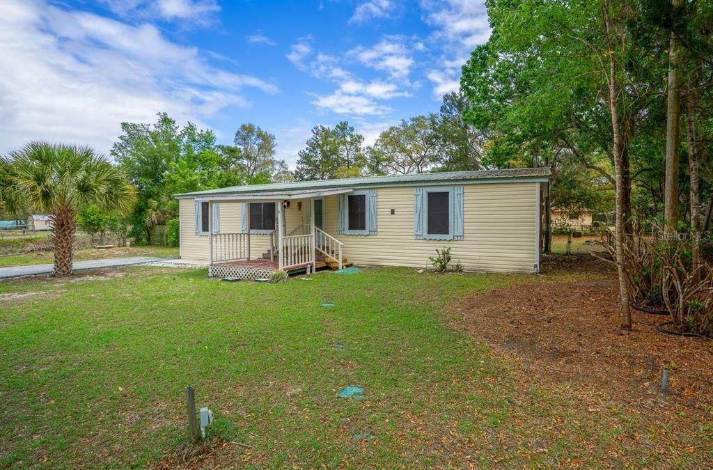 For Sale: $163,000 (3 beds, 2 baths, 1344 Square Feet)