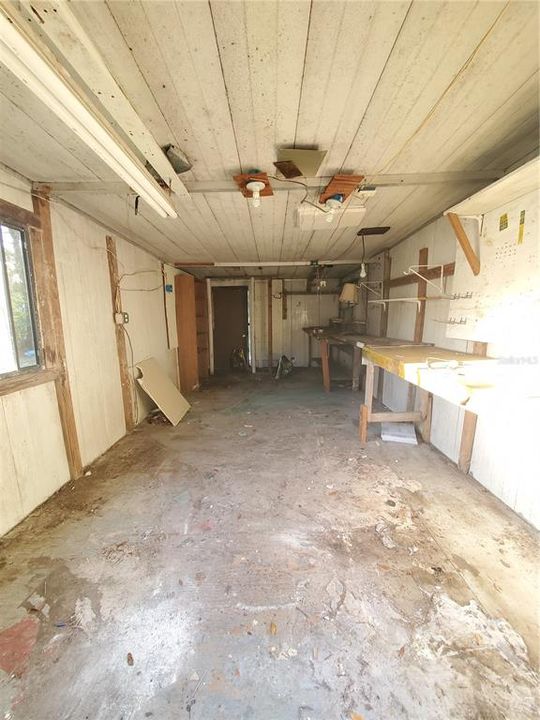 For Sale: $163,000 (3 beds, 2 baths, 1344 Square Feet)