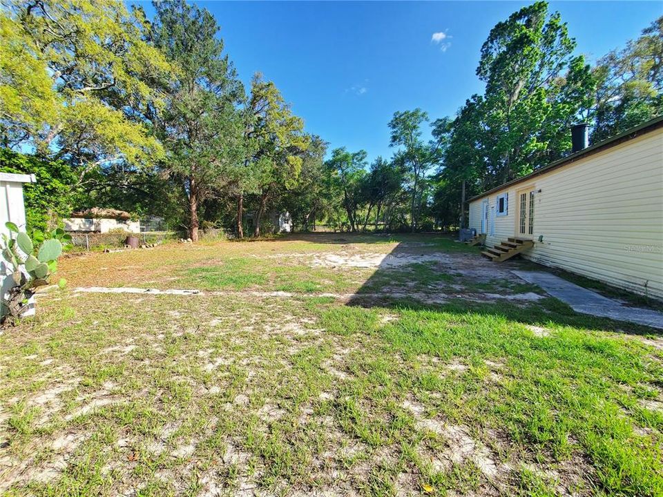 For Sale: $163,000 (3 beds, 2 baths, 1344 Square Feet)