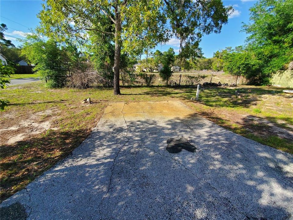 For Sale: $163,000 (3 beds, 2 baths, 1344 Square Feet)