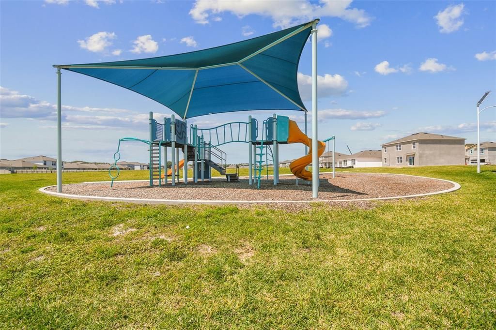 На продажу: $325,000 (3 спален, 2 ванн, 1451 Квадратных фут)