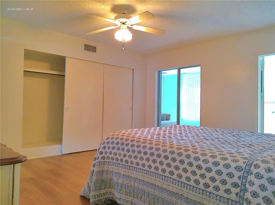 For Sale: $198,000 (2 beds, 2 baths, 1400 Square Feet)