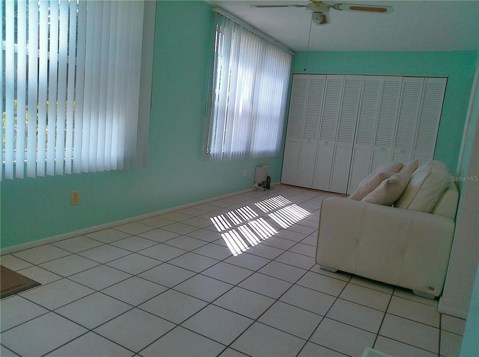 For Sale: $198,000 (2 beds, 2 baths, 1400 Square Feet)