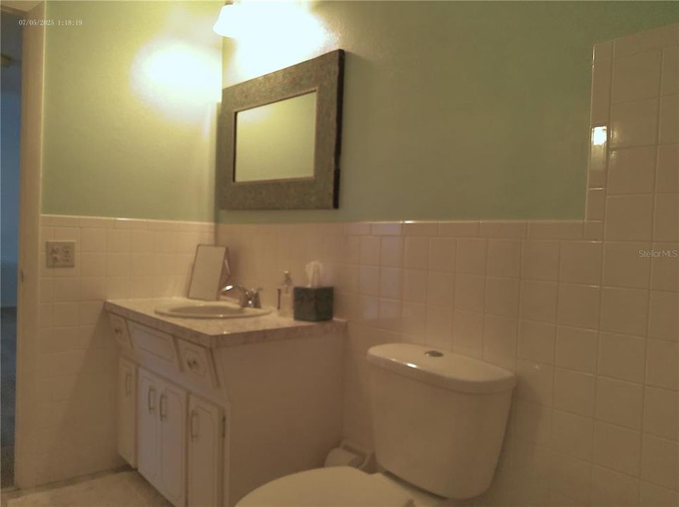 For Sale: $198,000 (2 beds, 2 baths, 1400 Square Feet)