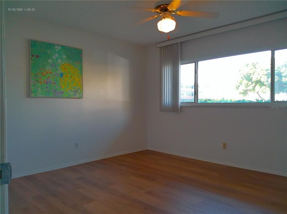 For Sale: $198,000 (2 beds, 2 baths, 1400 Square Feet)