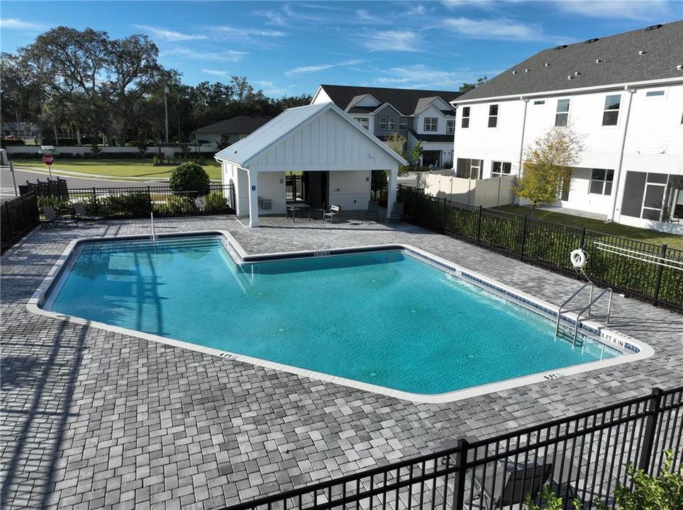 For Rent: $3,200 (3 beds, 2 baths, 1964 Square Feet)