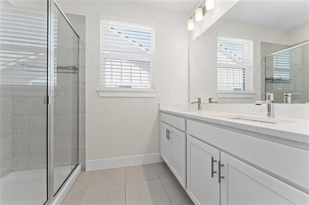For Rent: $3,200 (3 beds, 2 baths, 1964 Square Feet)