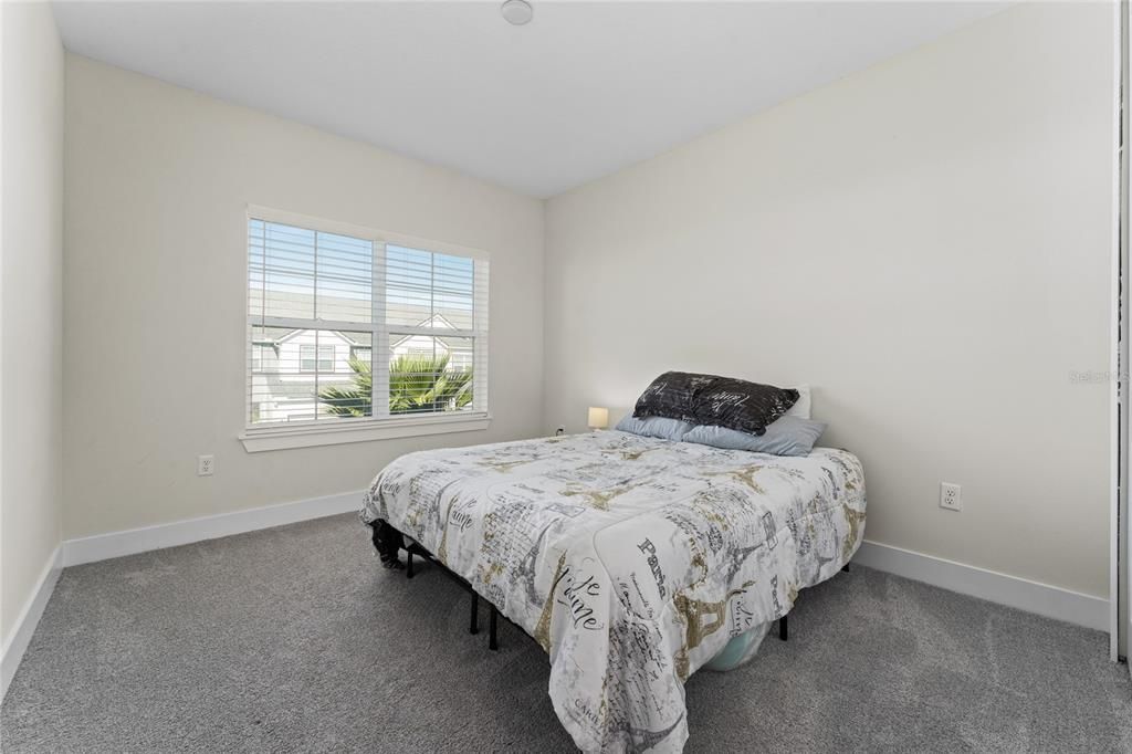 For Rent: $3,200 (3 beds, 2 baths, 1964 Square Feet)