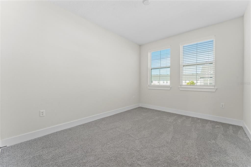 For Rent: $3,200 (3 beds, 2 baths, 1964 Square Feet)