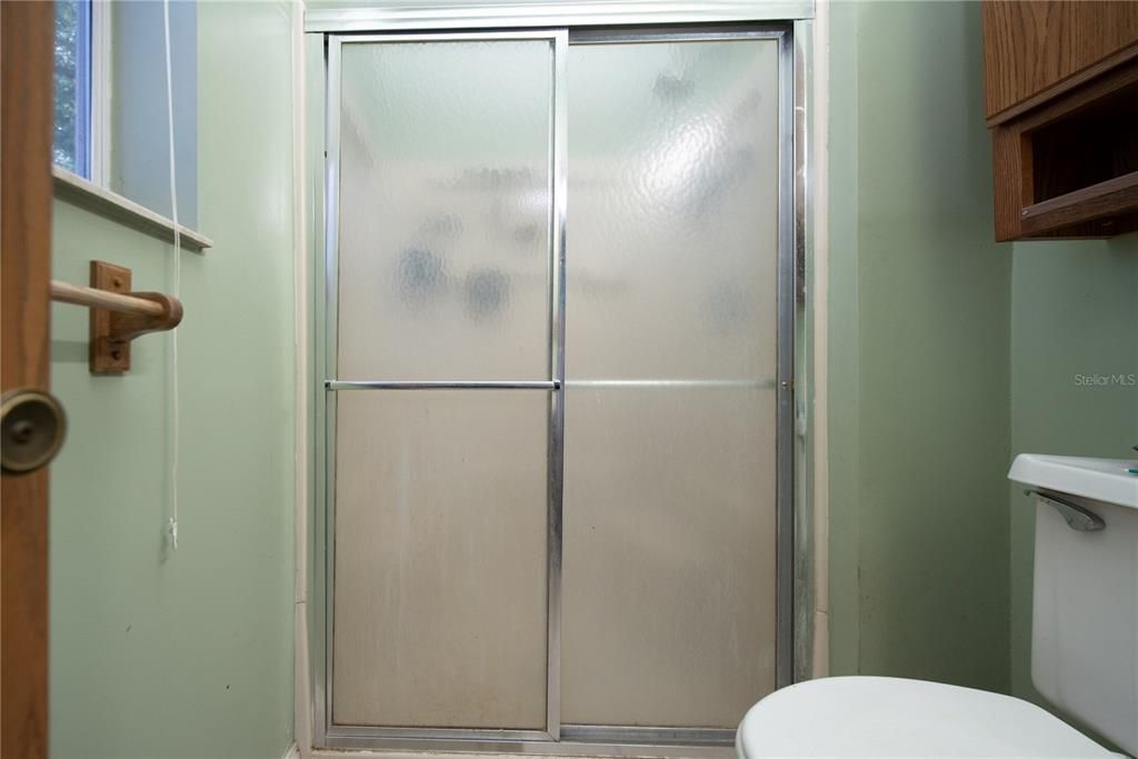 For Sale: $319,900 (3 beds, 2 baths, 1200 Square Feet)