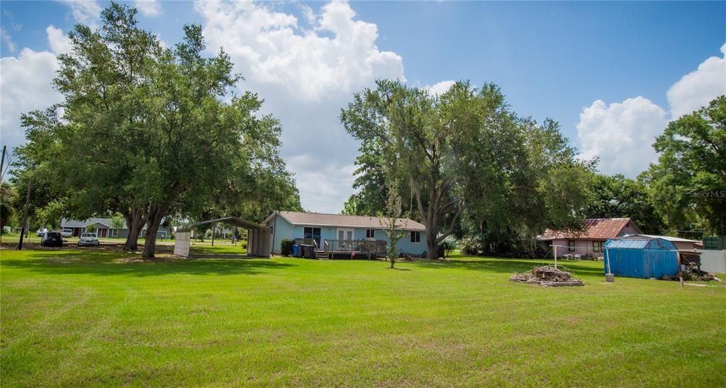 For Sale: $319,900 (3 beds, 2 baths, 1200 Square Feet)