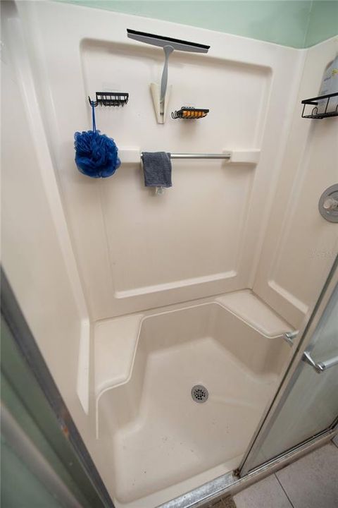 For Sale: $319,900 (3 beds, 2 baths, 1200 Square Feet)