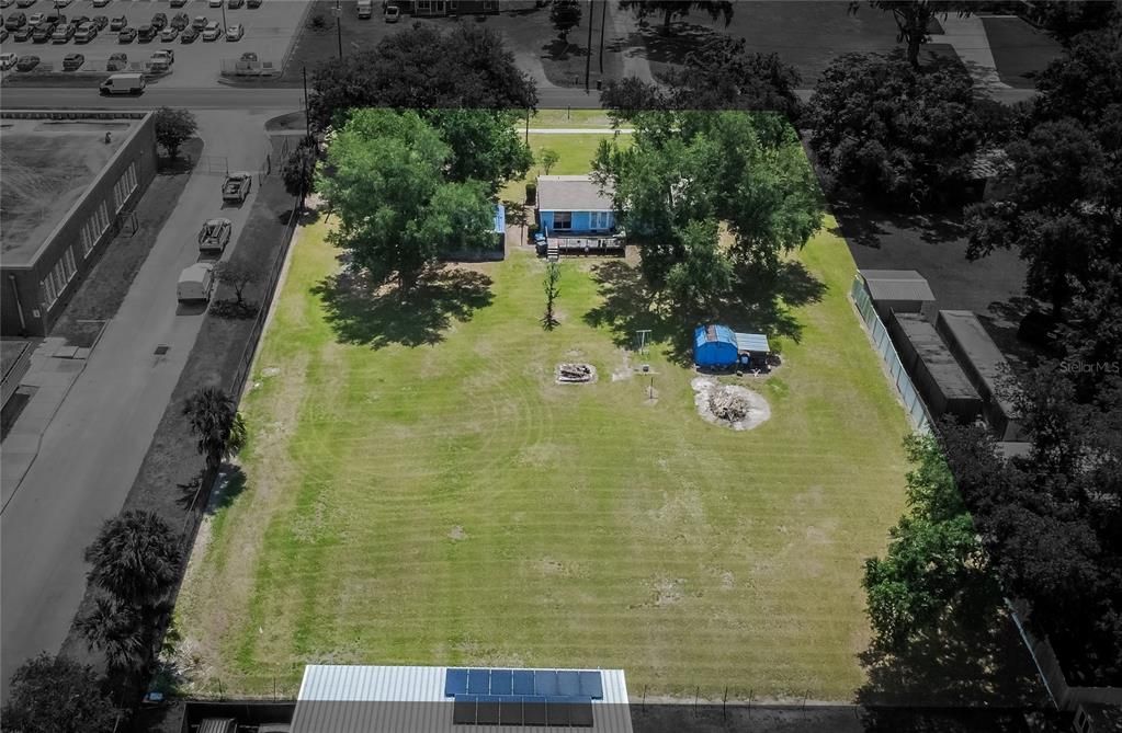 For Sale: $319,900 (3 beds, 2 baths, 1200 Square Feet)