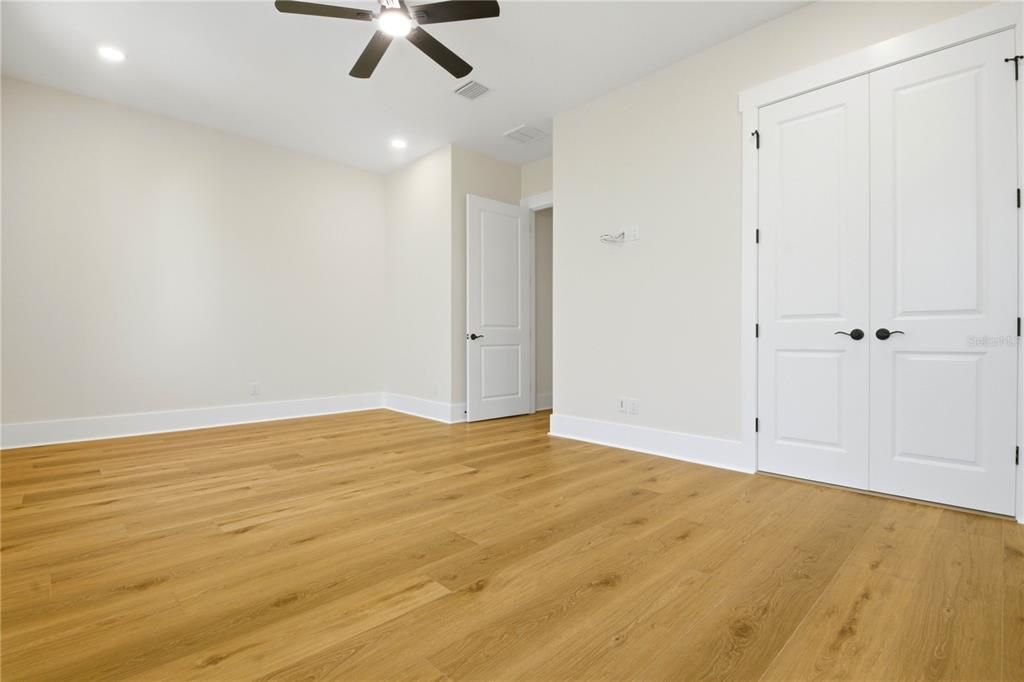 For Sale: $1,299,000 (3 beds, 2 baths, 2615 Square Feet)