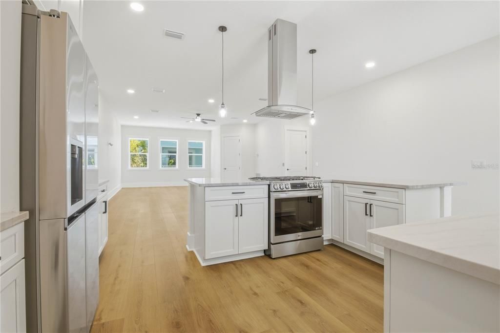 For Sale: $1,299,000 (3 beds, 2 baths, 2615 Square Feet)