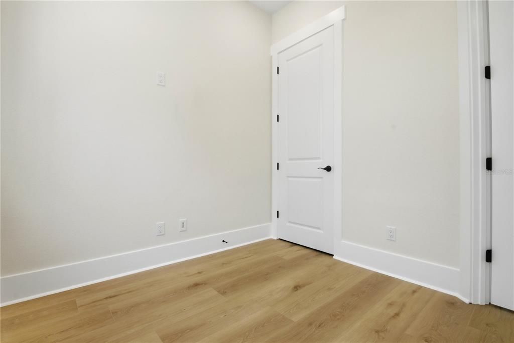 For Sale: $1,299,000 (3 beds, 2 baths, 2615 Square Feet)
