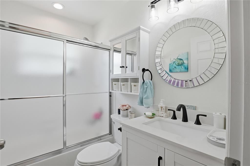 For Sale: $232,000 (2 beds, 2 baths, 1346 Square Feet)