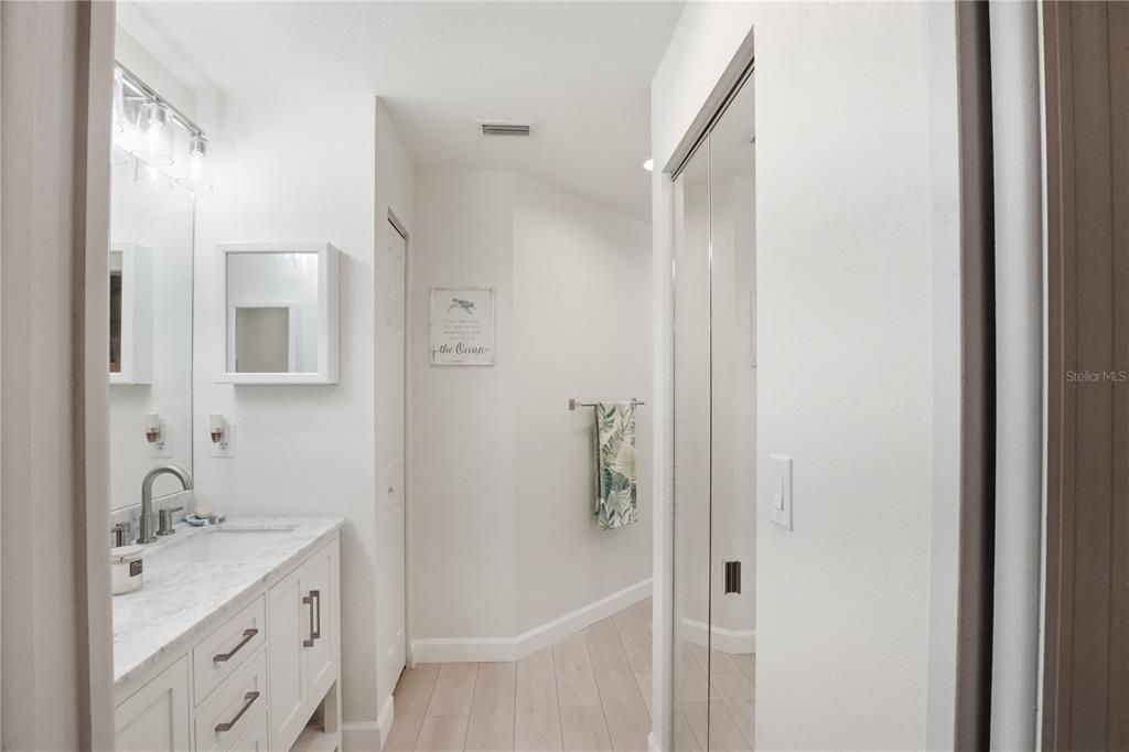 For Sale: $232,000 (2 beds, 2 baths, 1346 Square Feet)