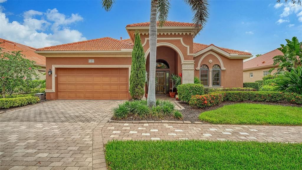 En Venta: $749,900 (2 camas, 2 baños, 2489 Pies cuadrados)