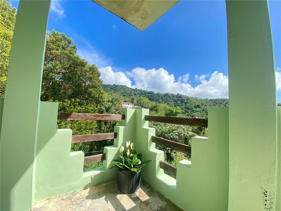 En Venta: $225,000 (4 camas, 2 baños, 5780 Pies cuadrados)
