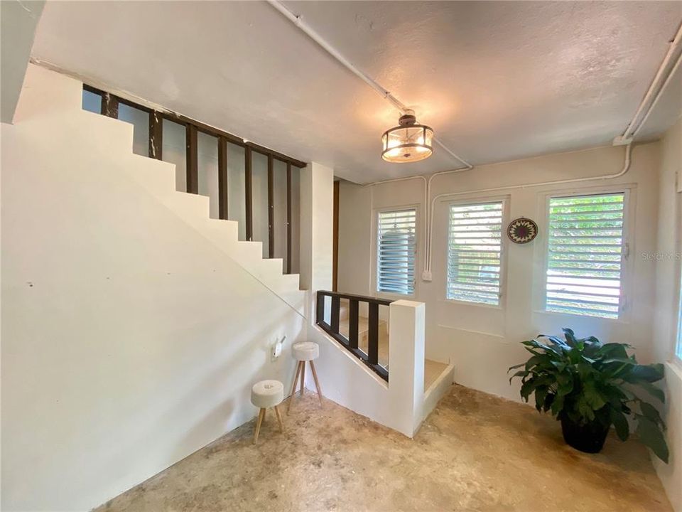 En Venta: $225,000 (4 camas, 2 baños, 5780 Pies cuadrados)
