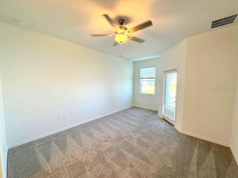 В аренду: $2,550 (5 спален, 2 ванн, 2251 Квадратных фут)